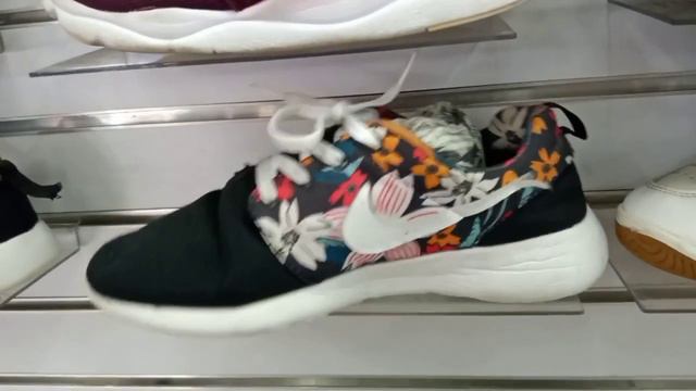 P650 na ukay shoes monumento  madami pang solid na sapatos  Below 1k na