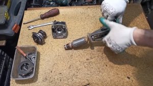 Маленький профессионал!!! HITACHI G12SA3 Ремонт болгарки!