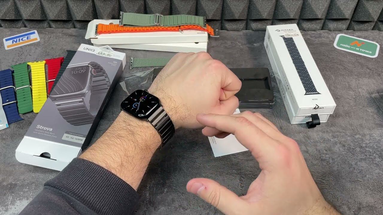 Смотрим на копии оригинальных ремешков Apple Watch Ultra (Single Loop Strap) и ремешки Pitaka + UNIQ смотреть онлайн