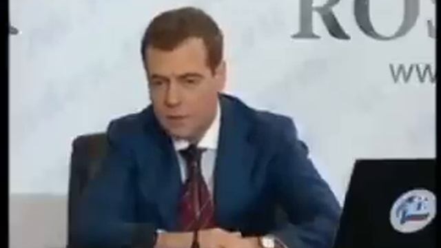 Ответ Медведева на вопрос о родовых поместьях 05.03.07 смотреть онлайн