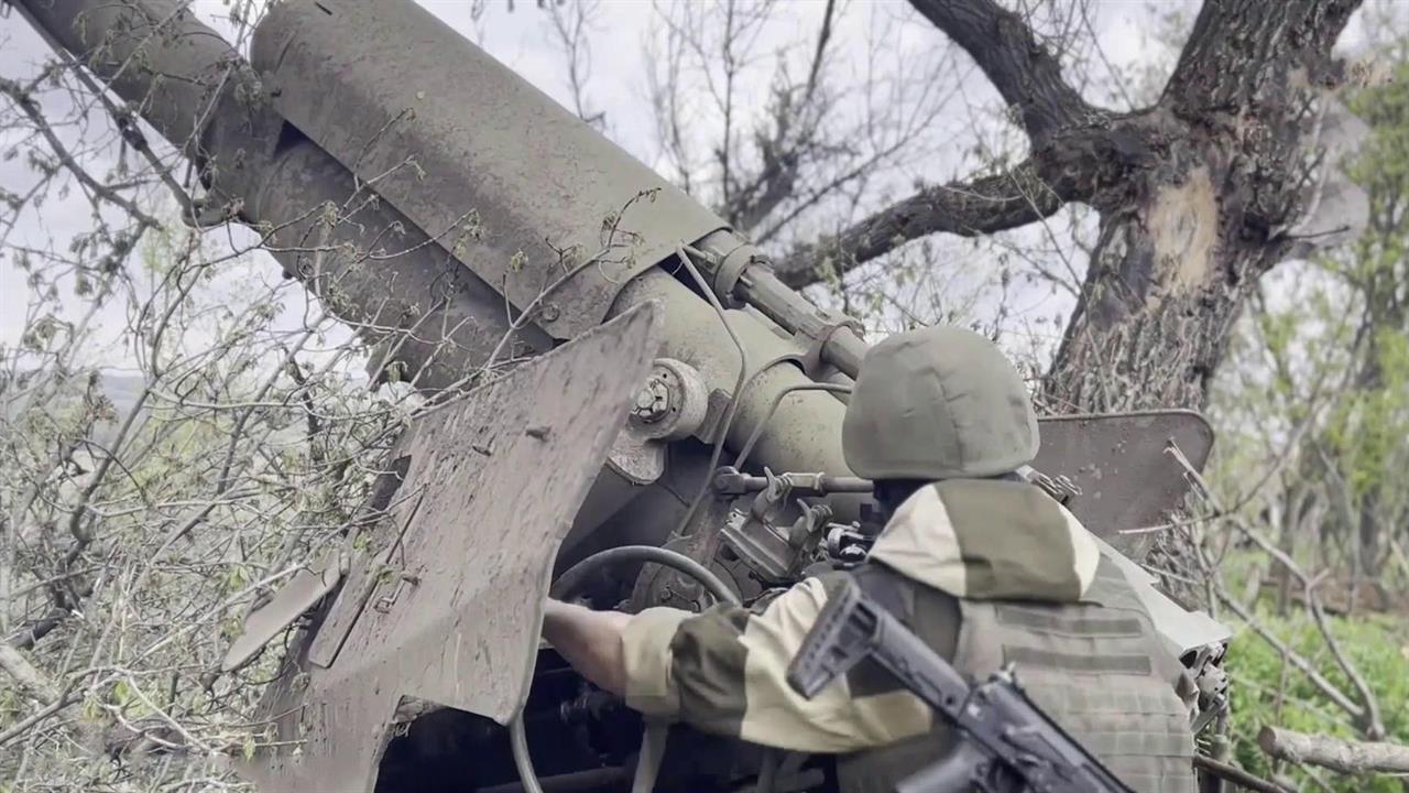 Российская артиллерия помешала атаке боевиков на двух участках Красно-Лиманского направления