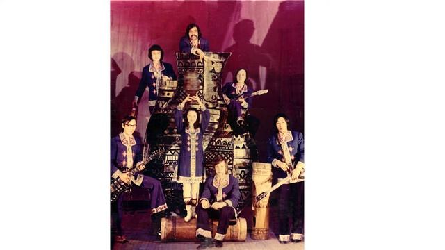 В.И. Мохначевский ВИА Чороон "Быттык быттык Маарыйа" смотреть онлайн