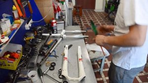 Техническое обслуживание вилки Marzocchi 44