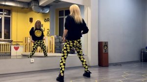 Урок ТВЕРКА (Twerk) by MARI G. Как крутить быстро ягодицами. Выпуск 9