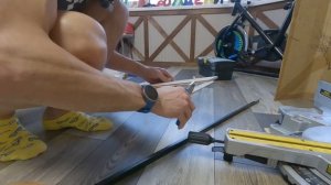 Торцовочная пила, обзор в деле, состряпал полочку для баночек, stenley sm18