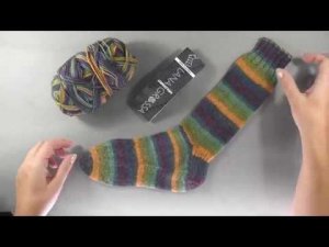 Носки спицами с анатомическим клином и уплотненной прямой пяткой