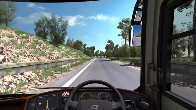 Karnataka KSRTC bus stopped by GHOST and still driver manages to escape from spot & saves passanger смотреть онлайн