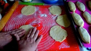 Как приготовить пирожки с капустой. с зелёным луком и яйцом из теста из холодильника.