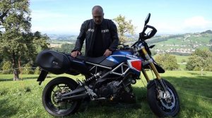 Обзор Aprilia Dorsoduro 750 2017г.в