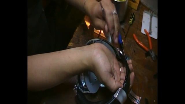 Замена кабеля наушников Koss смотреть онлайн