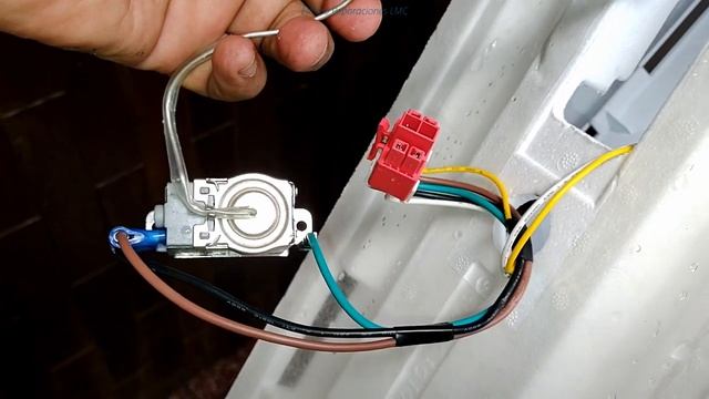 El compresor de la nevera no apaga. Trabaja continuamente sin parar. Prueba y cambio de termostato. смотреть онлайн