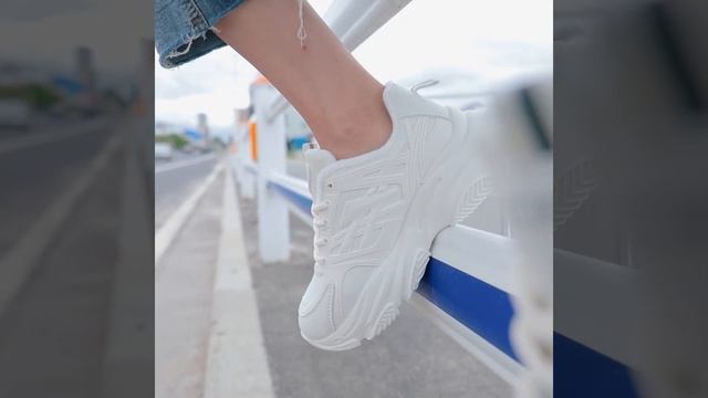 Women's Winter Plush Chunky Flat Platform Sneakers | T-KU SHOP смотреть онлайн
