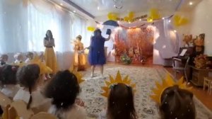 Осенний утренник во 2 младшей группе