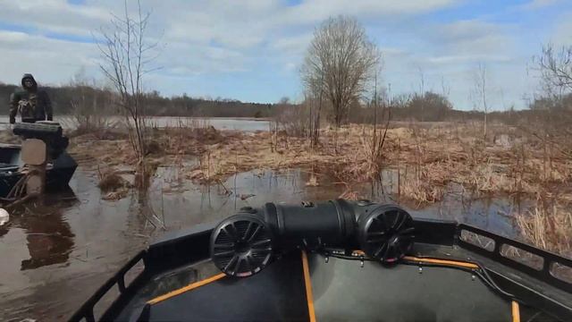 Лодки Гунч под моторами болотоходами MAX Motor 30 л.с смотреть онлайн