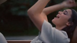 Commercial "Реклама" HUGO BOSS - BOSS Alive