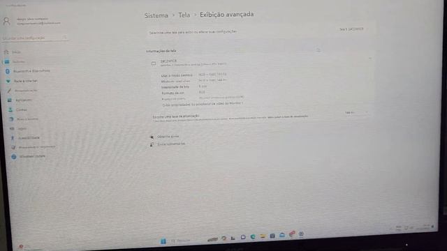 problema monitor AOC hero z240 hz смотреть онлайн