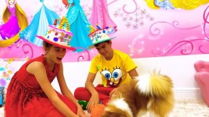 Настя и коллекция видео про День рождения Mia birthday surprises and sweets