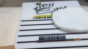 Формирование пучка ресниц с ленты, наращивание ресниц. formation eyelash strips, eyelash extensions