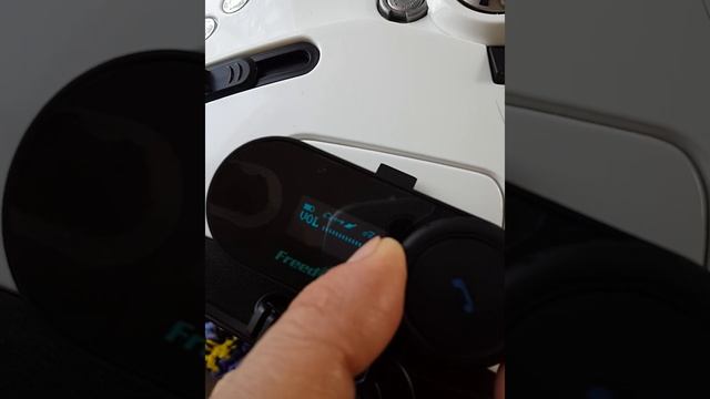 Мотогарнитура bluetooth для шлема. FreedConn TCOM - VB. Системы связи для мотоциклов. смотреть онлайн