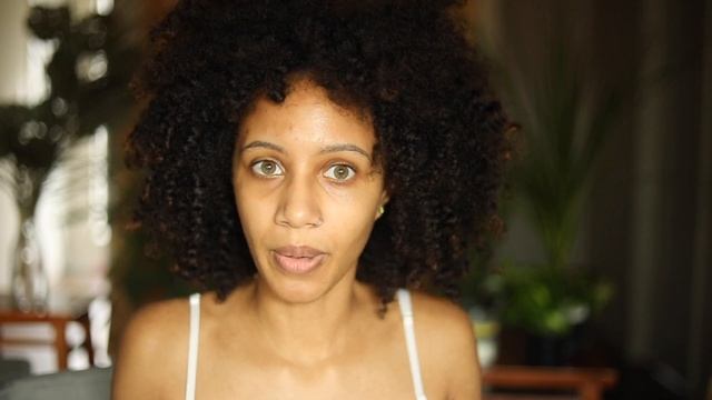 Inside My Professional Camera Bag 2020 смотреть онлайн