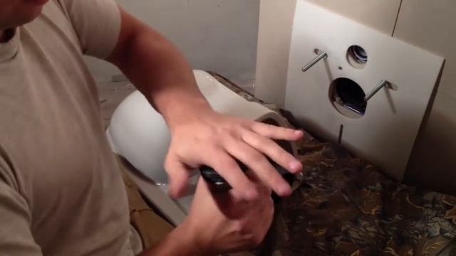 Как УСТАНОВИТЬ ПОДВЕСНОЙ УНИТАЗ? / Для чего большая прокладка! смотреть онлайн