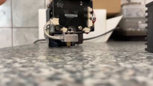 Проблема ender 3s1￼ Настройка расстояния сопла до стола.
