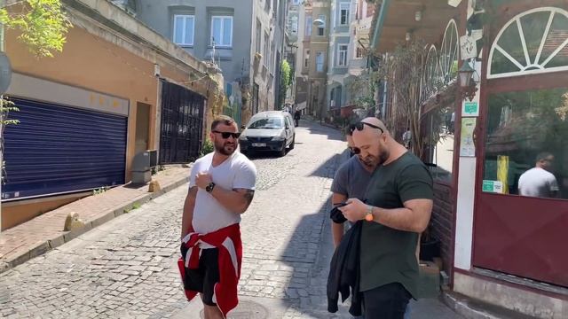 Стамбул На Карантине ?Страшный И Прекрасный Балат/Balat mahallesi!♠️ смотреть онлайн