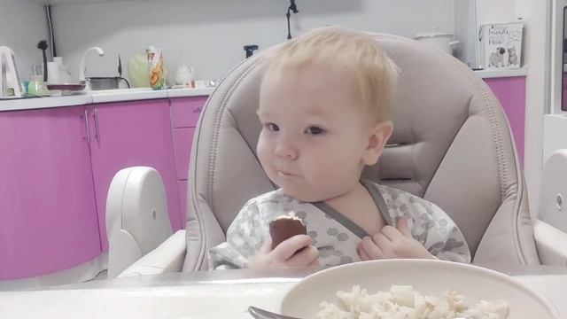 ВЛОГ • ПОКУПКИ • КАК ЕСТ РЕБЕНОК В 1 ГОД • Самый ВКУСНЫЙ ОСЕННИЙ ПИРОГ • БУДНИ МАМЫ В ДЕКРЕТЕ смотреть онлайн