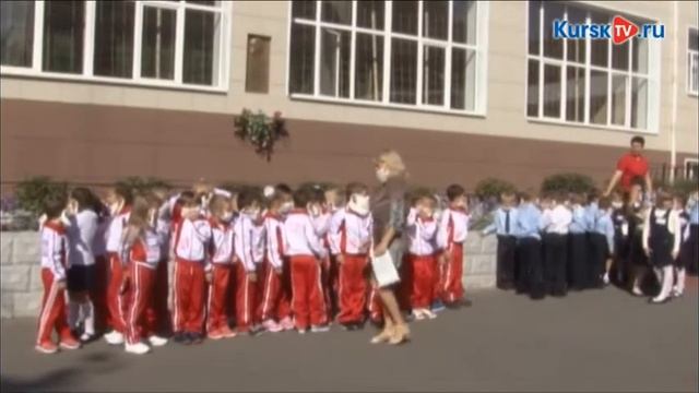В курской гимназии провели противопожарные учения смотреть онлайн