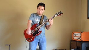 Single Coils vs Humbuckers - Fuzz Pedal Shootout (Big Muff!)