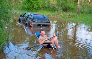 Приколы на рыбалке. Самые угарные случаи рыболовов.