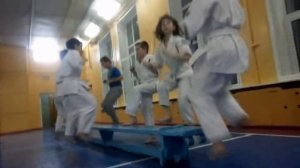 Скамейки в подготовке бойца Кёкусинкай карате  Средняя группа https://vk.com/oyama_mas
