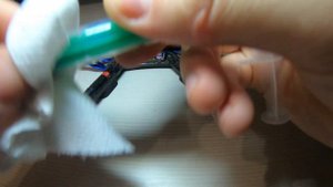 Простой способ замены смазки в бесколлекторных моторах дрона / fpv drone bearing lubrication