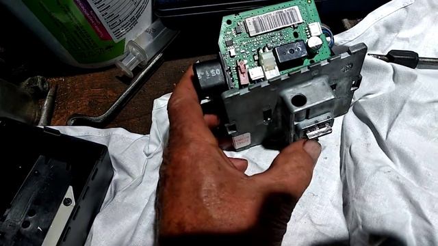 снятие блокировки на Лагуне 2