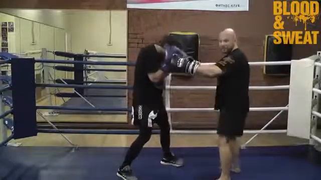 Бокс Как нанести удар по корпусу при защите блоком смотреть онлайн