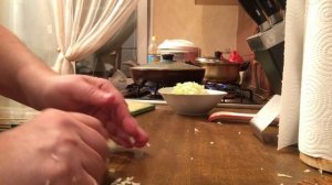 Салат из капусты и огурца за 5 минут. К любому блюду.