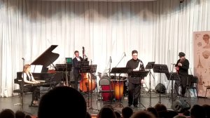 Christmas waltz / E. Lutsenko