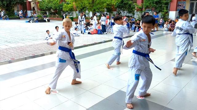 Тхэквондо. Красный пояс. Аттестация смотреть онлайн