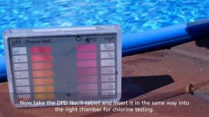 Chlorine and pH: Check your poolwater with the Lovibond® Pooltester