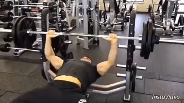 Классический жим - техника выполнения упражнения смотреть онлайн