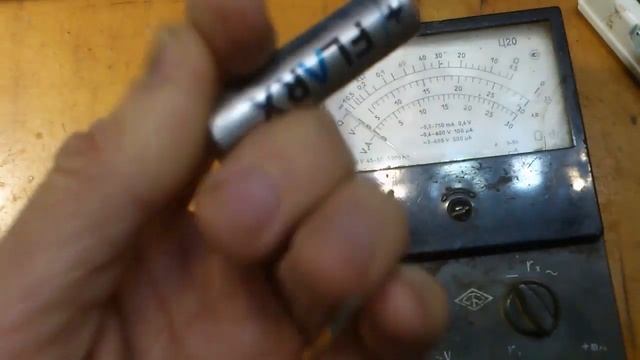 Чем заряжать солевые и алкалиновые батарейки смотреть онлайн