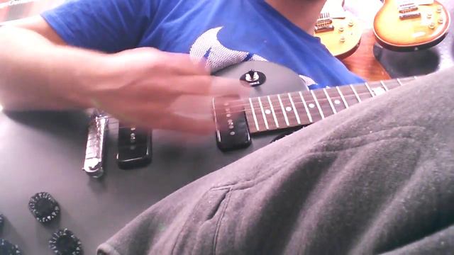 2014 Gibson Melody Maker Demo смотреть онлайн