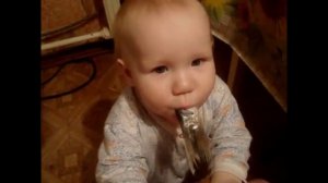 Рыбак рыбалку любит с детства  а рыбу с рождения