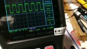 Генератор прямоугольных импульсов на микросхеме CD4093. Частоты от 4,8 кГц до 4,8 МГц.