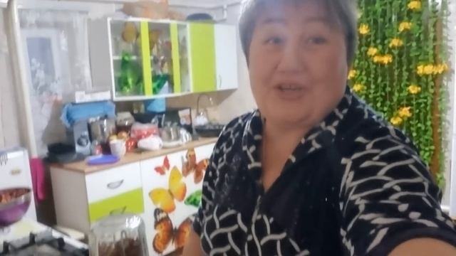 Приготовила приправы из перцев.Щука для запекания. смотреть онлайн