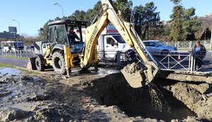 В Сочи устраняют крупную коммунальную аварию