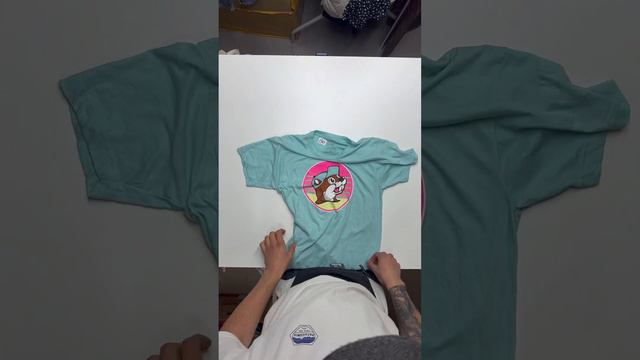 Футболки с нижнего зала #secondhand смотреть онлайн