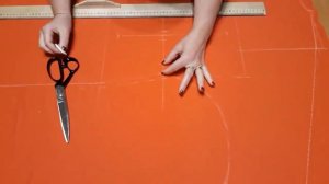 Домашний халат с цельнокроенным рукавом. Раскрой на ткани за 15 минут и первая примерка.mp4