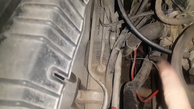 Вот почему может плохо греть печка. Точное расположение печных шлангов. Опель Вектра а 1.6 смотреть онлайн