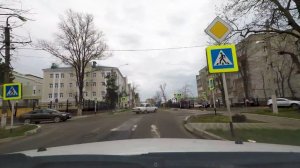 Анапа. Ул. Ивана Голубца. Весна 2018 на Машине 4к.